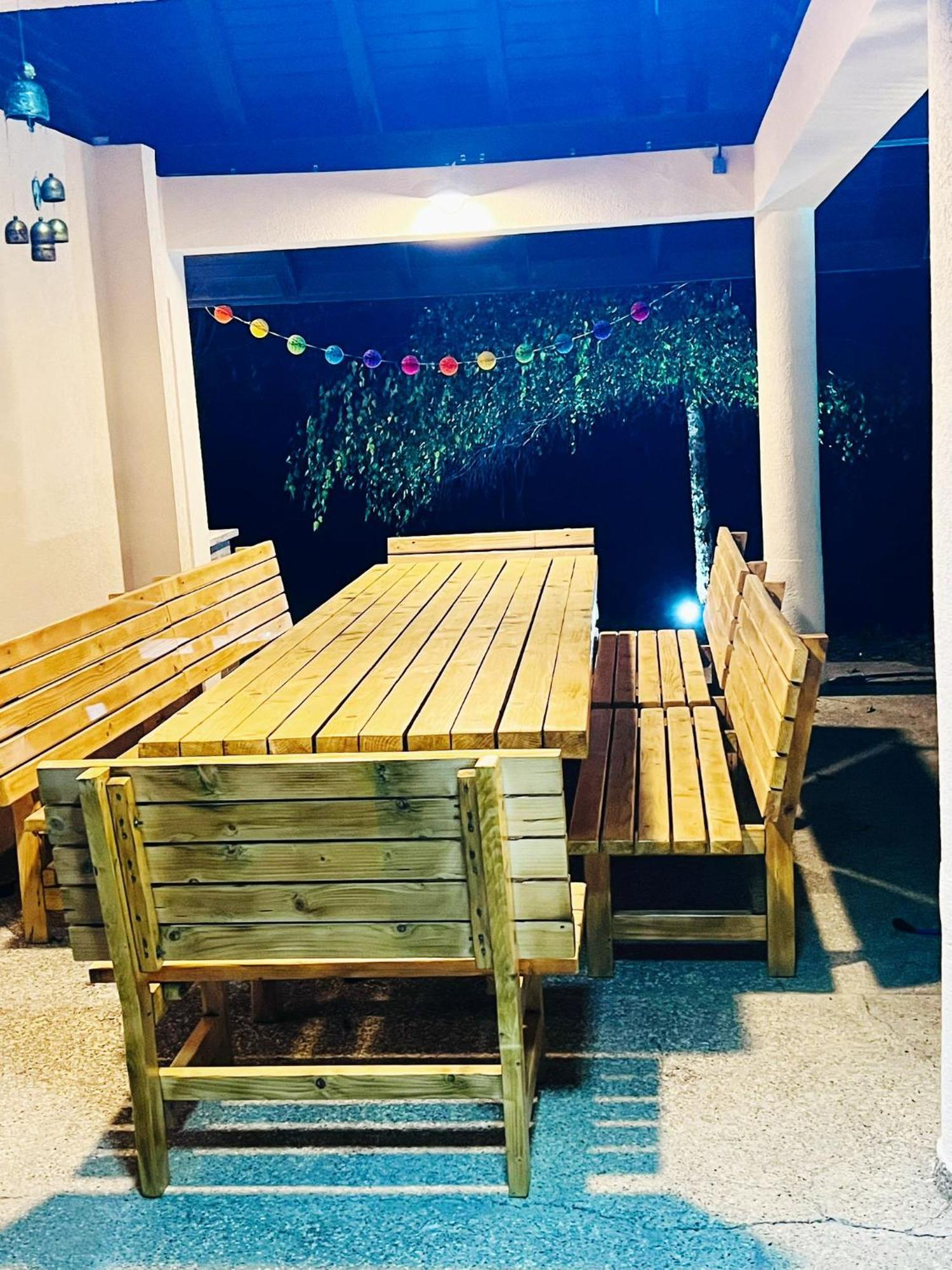 Evie'S Tree House Villa Dragomirna Ngoại thất bức ảnh